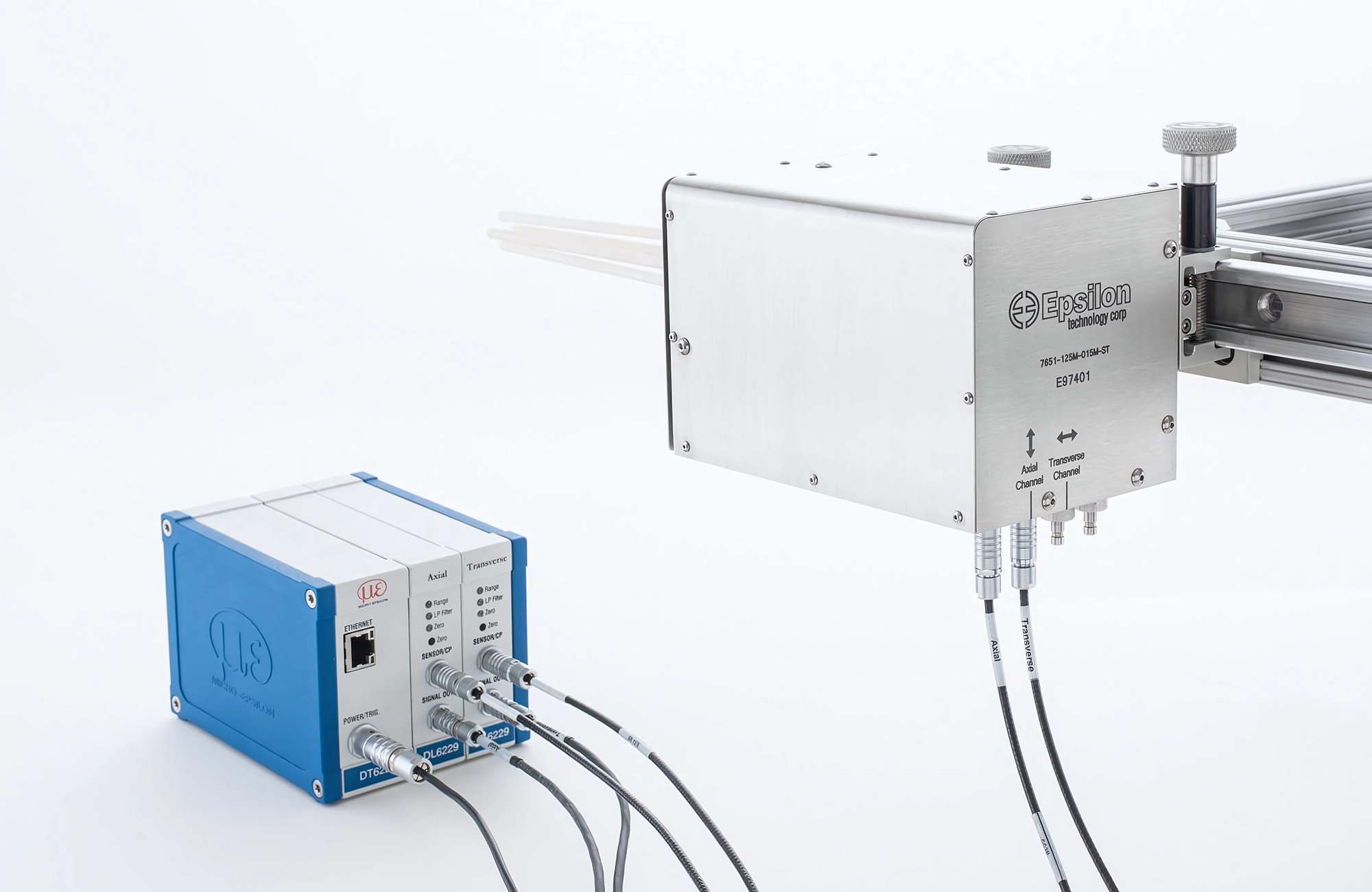 크루시폼 시편용 고온 평면 내 이축 신율계 모델 7651